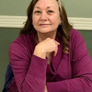 Meet your Posher, Donita